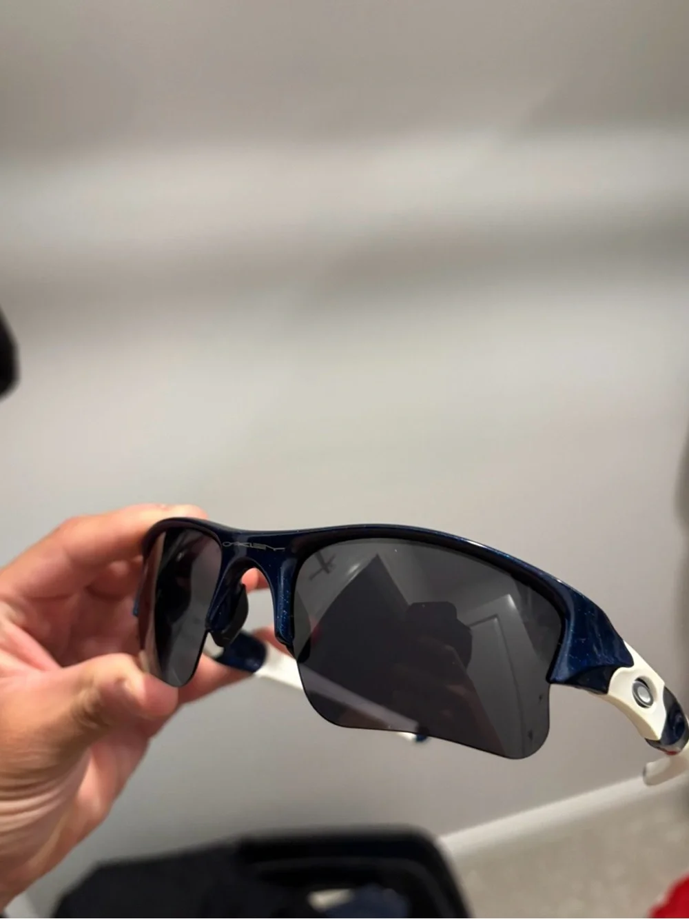 Y2K OAKLEY FLAK JACKET SPORT SUNGLASSES NAVY BLUE & WHITE